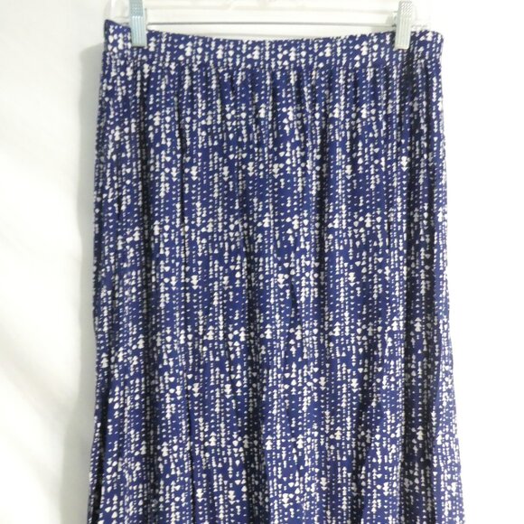 EVERLY | large | Blue and White Patterned Lined Skirt | Stretchy Waistband | NWT - Picture 6 of 16